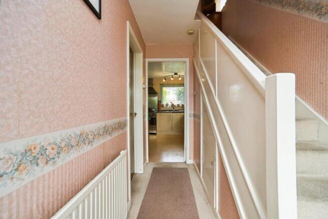3 bed Semi-Detached for sale Image 7