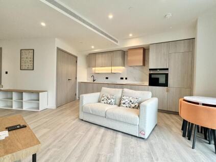 Marsh Wall, London, E22