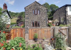 6, The Castle, Castle Lane, Todmorden OL14 8AG