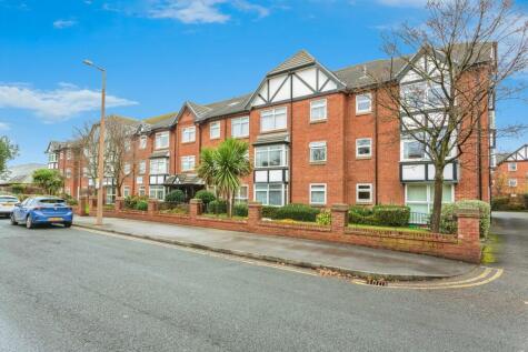 St. Andrews Road North, Lytham St. Annes, Lancashire, FY8