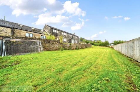 Balkram Edge Road, Halifax, West Yorkshire, HX2