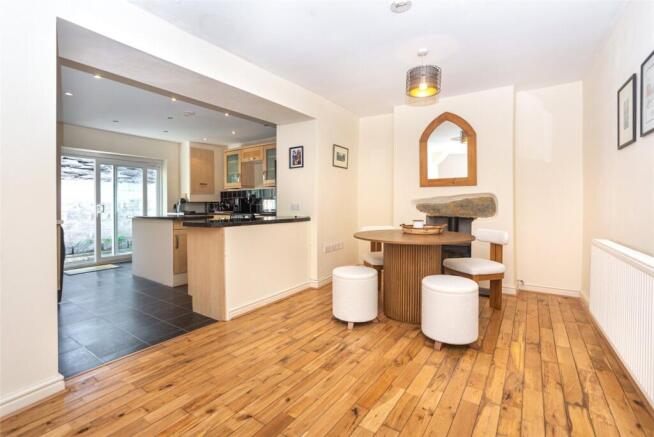 Mostyn Terrace, Bethesda, Bangor, Gwynedd, LL57 photo 4