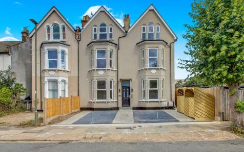 Parkhurst Road, London, N11