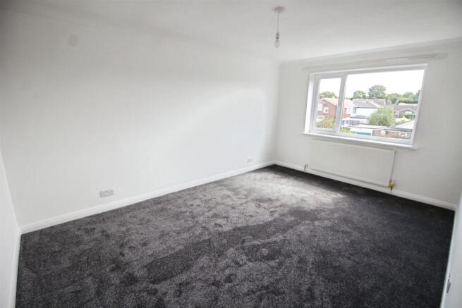 3 bed Detached to rent Image 9