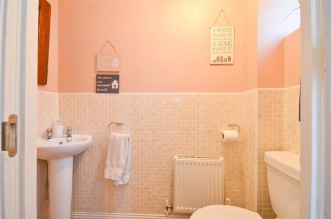 Downstairs Cloakroom WC.JPG
