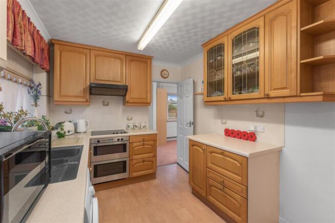 39 Red House Road, Bodicote-12.jpg