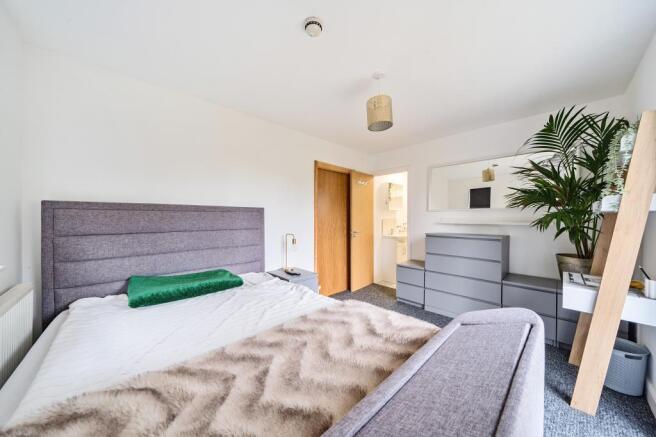 Reception Room/Bedroom 3