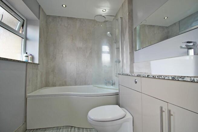 bed two en-suite