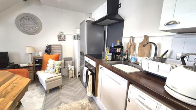 1 bed Terraced for sale Image 8