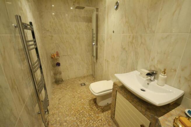 Wet Room.jpg
