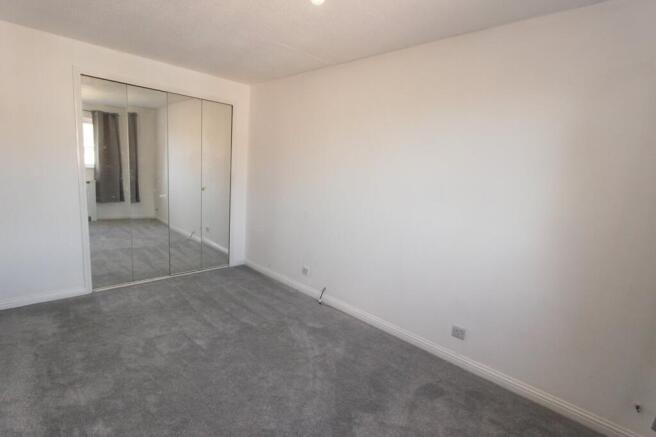 4 bed Detached to rent Image 11