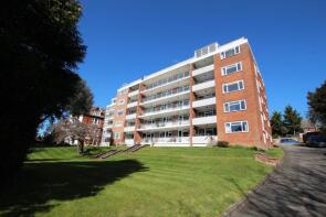 Flat 7, 29 Selwyn House, Selwyn Road, Eastbourne BN21 2LF