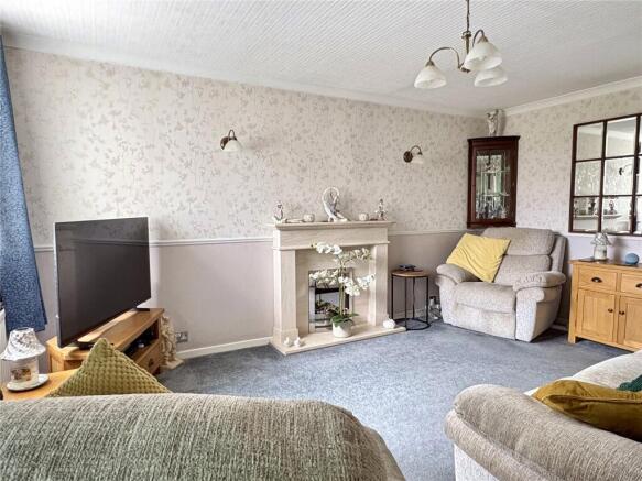 2 bed Town House for sale Image 5