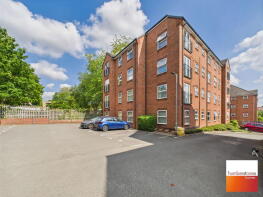 102, Brett Young Close, Halesowen B63 3BJ