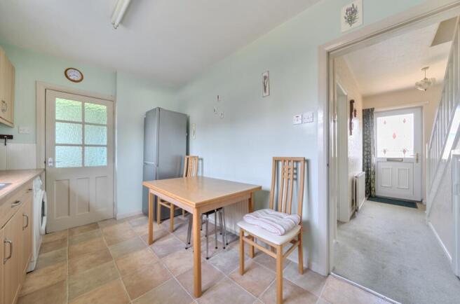 3 bed Terraced for sale Image 6
