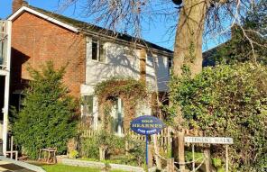 2, Stephens Walk, Ringwood BH24 1BU