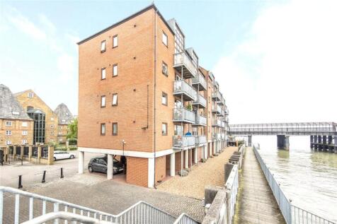 West Street, Gravesend, Kent, DA11