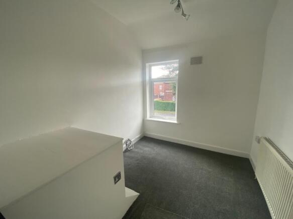 3 bed Semi-Detached for sale Image 4