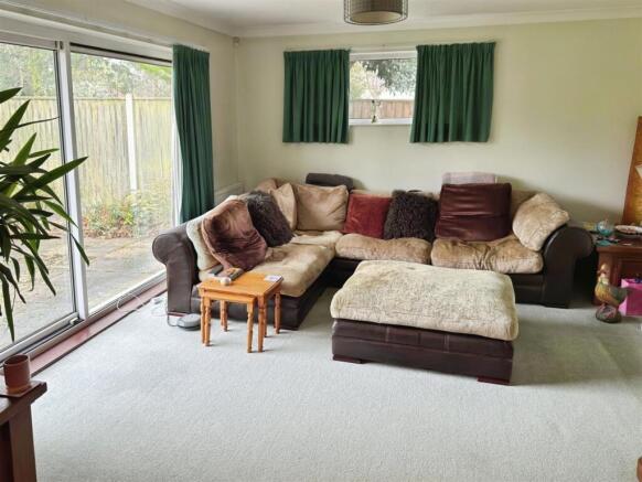 Corton Lond Lane  (4).jpg