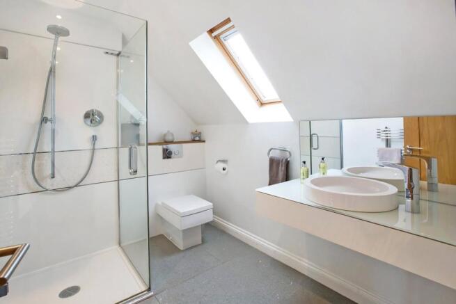 Family Shower Room