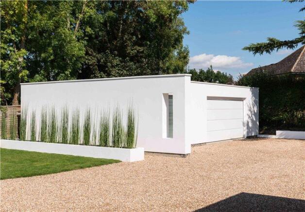 Garage/Annexe