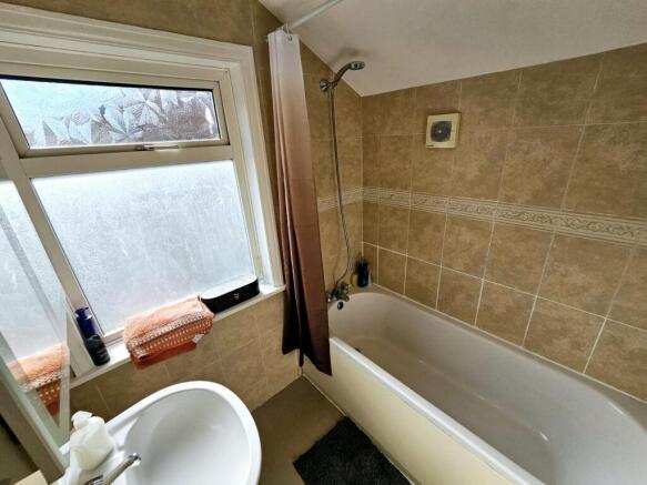 2 bed Terraced for sale Image 9