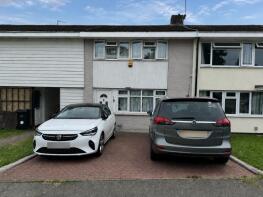 5, Markhams Chase, Basildon SS15 5JX