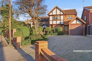 40, High Road North, Basildon SS15 4DP