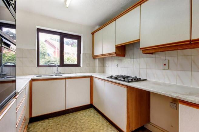 13, Spanton Crescent, Hythe, CT21 photo 4