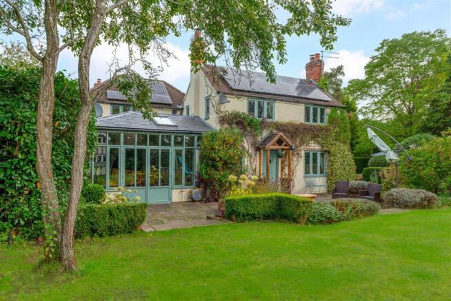The Cottage (15).jpg