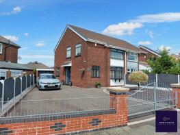 19, Banbury Road, Middleton M24 1QB