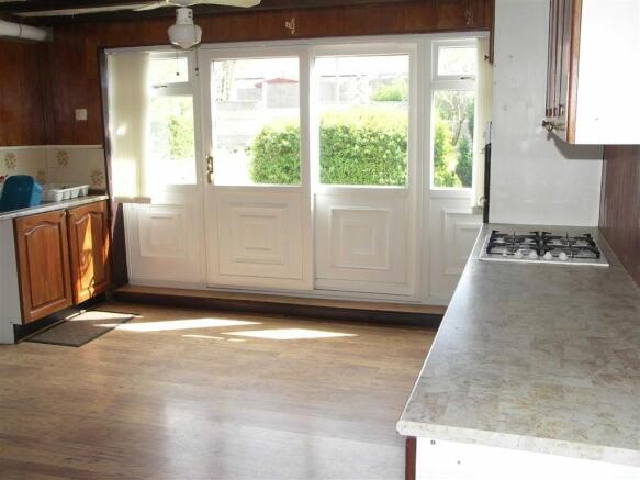 Kitchen/Dining Room
