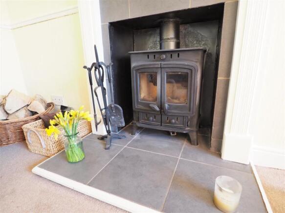 Log Burner 184