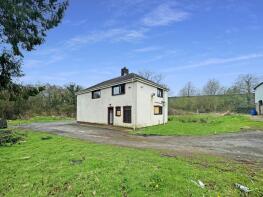 Glyngaer Farm, Glyngaer Road, Glyn-gaer, Gelligaer CF82 8FJ
