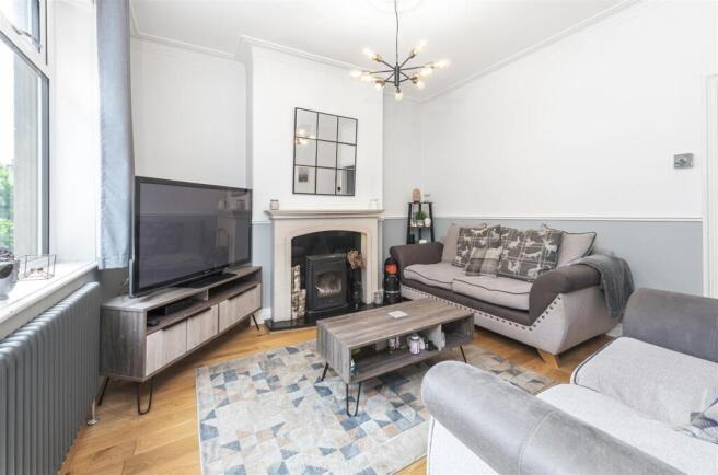 2 bed Terraced for sale Image 5