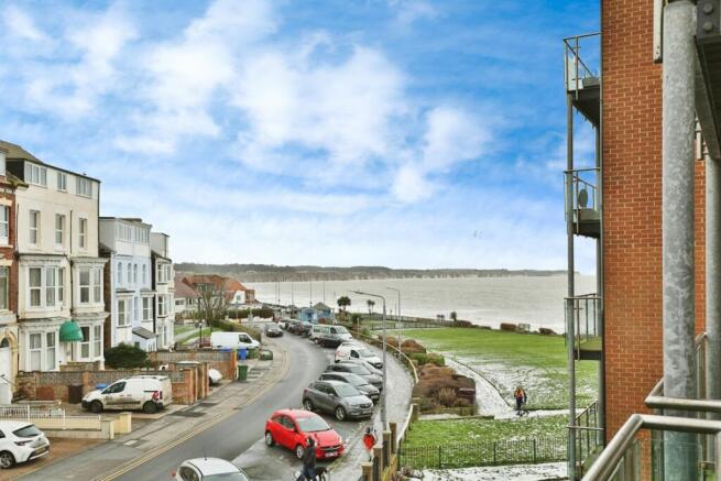2 bed Apartment for sale Image 8