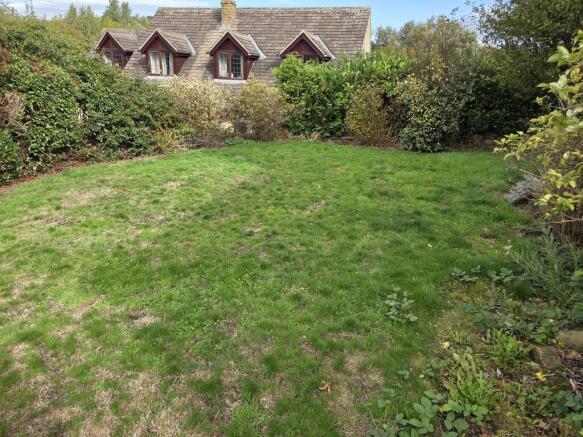4 bed Detached to rent Image 12
