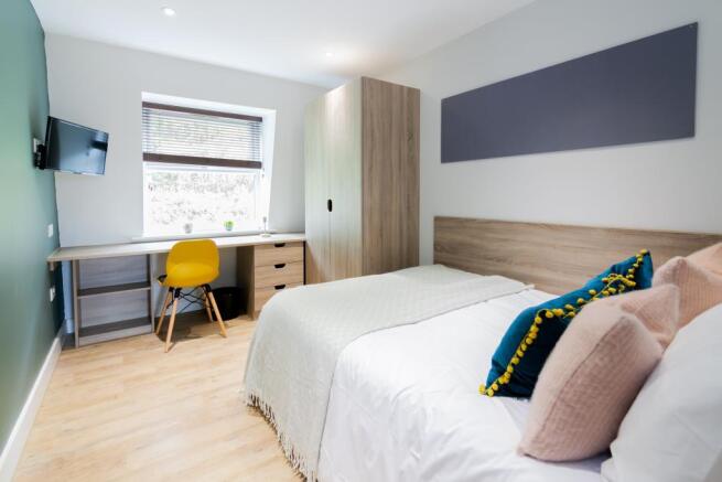 6 bed Flat to rent Image 8