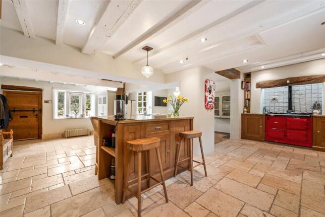 4 bed Detached for sale Image 4