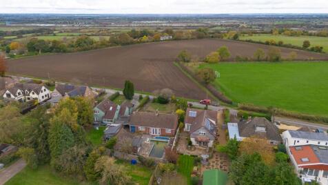 Woodperry Road, Beckley, OX3