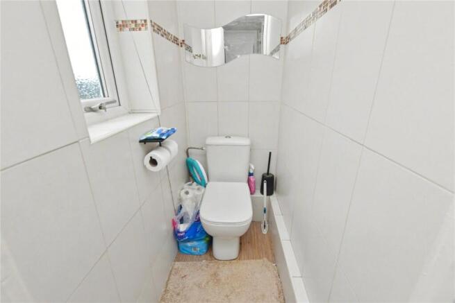 3 bed Town House for sale Image 11