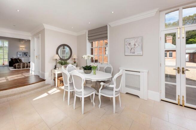 Breakfast Room