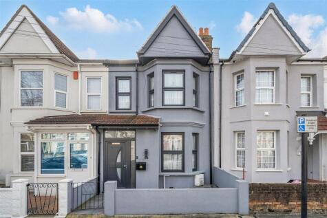 Orchard Avenue, Southall, UB1