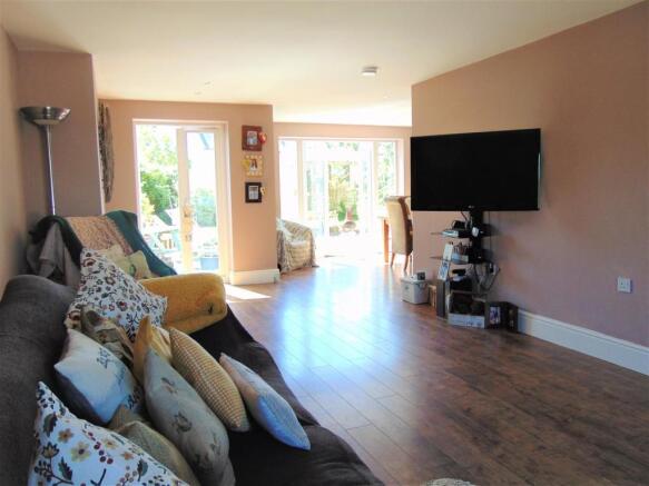 Living Room 2.JPG