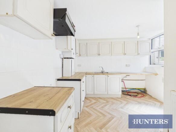 1 bed Terraced Bungalow to rent Image 2