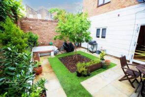 72, Hewison Street, London E3 2HY