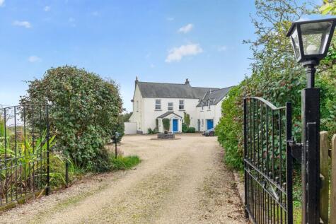 Llanwnda, Goodwick, SA64