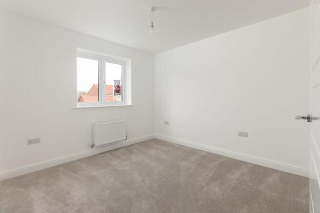 5 bed Detached for sale Image 11