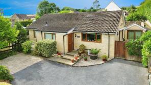 Barn Cross, East Street, West Coker, Yeovil BA22 9BG