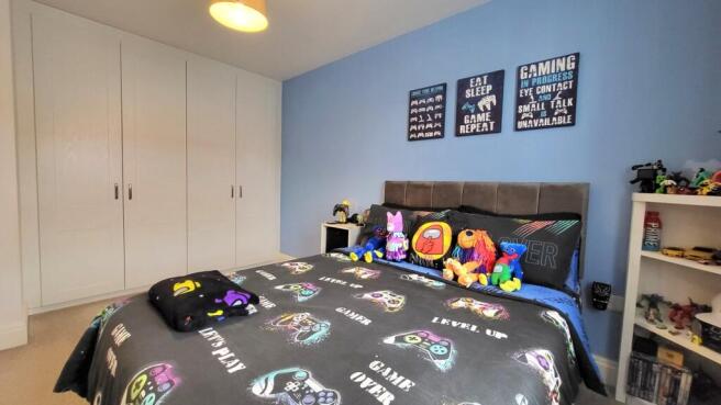 Photo 8